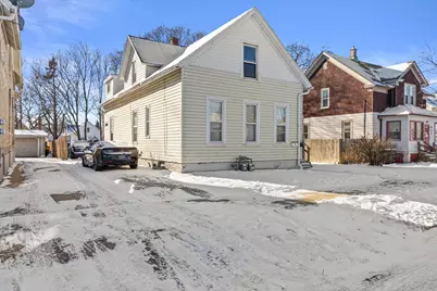 823  Yout St, Racine, WI 53402 - Photo 36