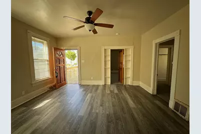 823  Yout St, Racine, WI 53402 - Photo 32