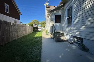 823 Yout St, Racine, WI 53402 - Photo 40