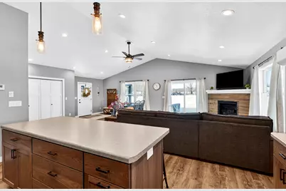 2855  28 11/16 St, Cedar Lake Township, WI 54817 - Photo 10