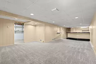 7140 N 48th St, Milwaukee, WI 53223 - Photo 16