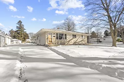 7140 N 48th St, Milwaukee, WI 53223 - Photo 24