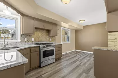 7140 N 48th St, Milwaukee, WI 53223 - Photo 6