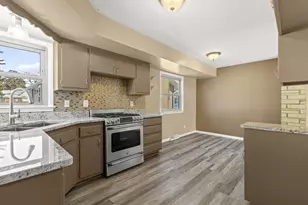 7140 N 48th St, Milwaukee, WI 53223 - Photo 6