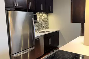 1660 N Prospect Ave, Milwaukee, WI 53202 - Photo 6