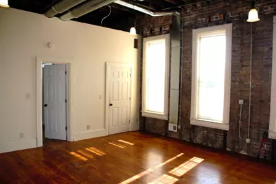 1028  State St, Racine, WI 53404 - Photo 8