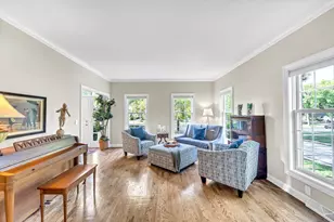 8328 W Wisconsin Ave, Wauwatosa, WI 53213 - Photo 8