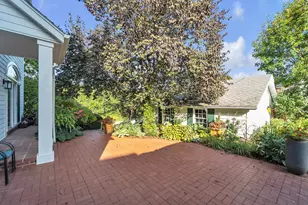 8328 W Wisconsin Ave, Wauwatosa, WI 53213 - Photo 26
