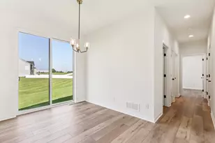 675 Mary Way, Slinger, WI 53086 - Photo 6