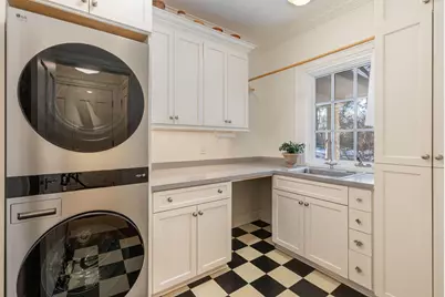 8590 N Green Bay Ct, River Hills, WI 53217 - Photo 12