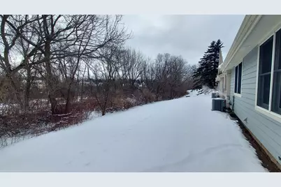 18535  Stonehedge Dr #A, Brookfield, WI 53045 - Photo 26