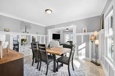 6825  Terrace Ct, Wauwatosa, WI 53213 - Photo 12