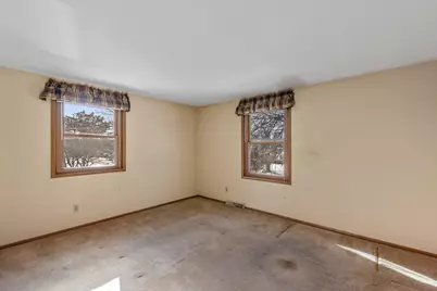 9936 N Concord Dr, Mequon, WI 53097 - Photo 18