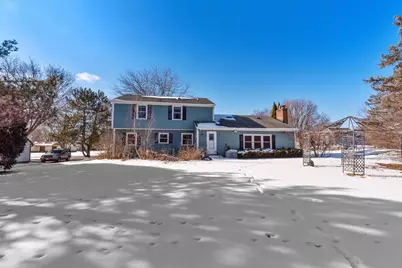 9936 N Concord Dr, Mequon, WI 53097 - Photo 4