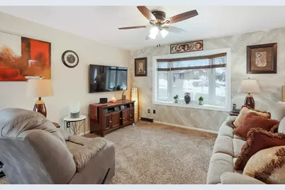 1807  Swartz Dr, Waukesha, WI 53188 - Photo 6
