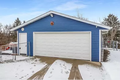 1807  Swartz Dr, Waukesha, WI 53188 - Photo 32