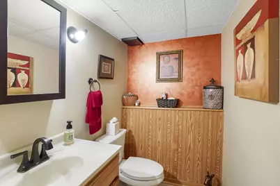1807  Swartz Dr, Waukesha, WI 53188 - Photo 24