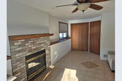 1829  Woodburn Rd #C, Waukesha, WI 53188 - Photo 10