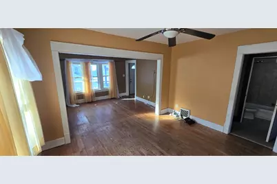 3754 S Rutland Ave, Saint Francis, WI 53235 - Photo 6