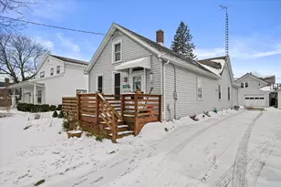 820 N 8th St, Manitowoc, WI 54220 - Photo 32