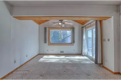 2880 S 98th St, West Allis, WI 53227 - Photo 12