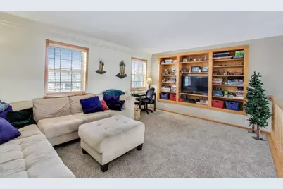 10473 S George Dr, Oak Creek, WI 53154 - Photo 16