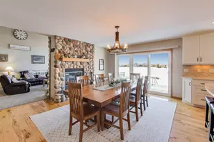 10473 S George Dr, Oak Creek, WI 53154 - Photo 8