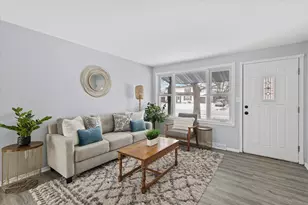 2031 Terry Ln, De Pere, WI 54115 - Photo 4