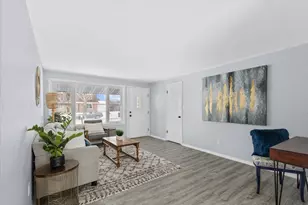 2031 Terry Ln, De Pere, WI 54115 - Photo 6