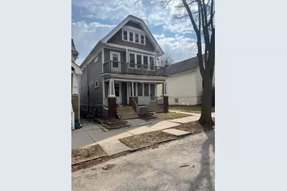 2438 N Pierce St, Milwaukee, WI 53212 - Photo 2