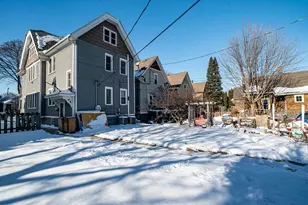 2438 N Pierce St, Milwaukee, WI 53212 - Photo 32