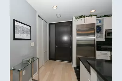1141 N Martin L King Jr Dr #2807, Milwaukee, WI 53203 - Photo 14
