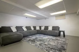 12211 W Florist Ave, Milwaukee, WI 53225 - Photo 24