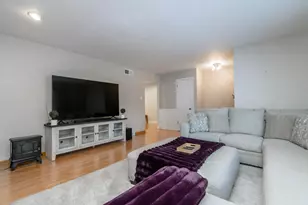 12211 W Florist Ave, Milwaukee, WI 53225 - Photo 4