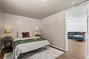 331 E Washington Ave, Cleveland, WI 53015 - Photo 10