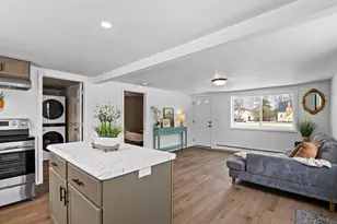 331 E Washington Ave, Cleveland, WI 53015 - Photo 4