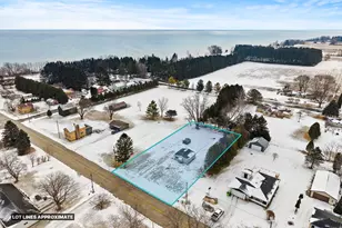 331 E Washington Ave, Cleveland, WI 53015 - Photo 18