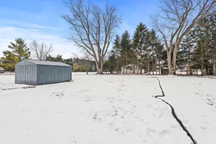 331 E Washington Ave, Cleveland, WI 53015 - Photo 14