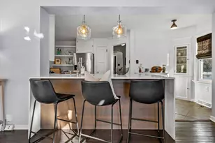 4517 N Ardmore Ave, Shorewood, WI 53211 - Photo 16