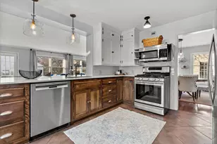 4517 N Ardmore Ave, Shorewood, WI 53211 - Photo 20