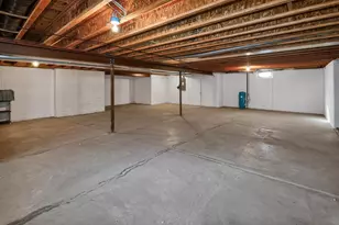 8244 Anna Ave, Racine, WI 53185 - Photo 40