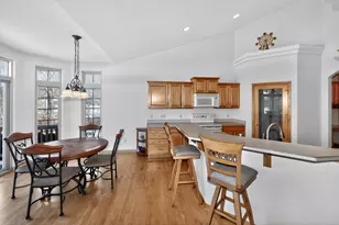 8244 Anna Ave, Racine, WI 53185 - Photo 14