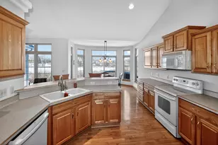 8244 Anna Ave, Racine, WI 53185 - Photo 10