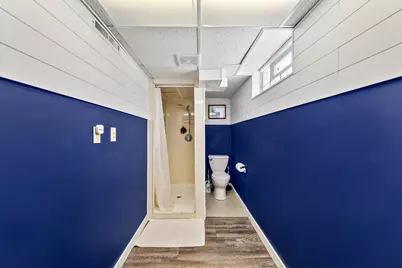 2210 N 107th St, Wauwatosa, WI 53226 - Photo 24