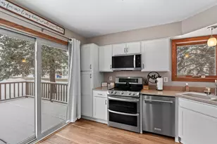 700 Bittersweet Ln, Watertown, WI 53094 - Photo 8