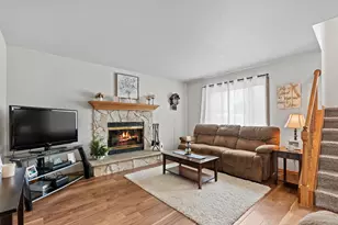 700 Bittersweet Ln, Watertown, WI 53094 - Photo 4