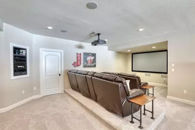 1196  Mary Hill Cir, Hartland, WI 53029 - Photo 32