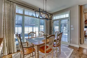 1196 Mary Hill Cir, Hartland, WI 53029 - Photo 8