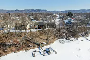 1213 Townsend St, La Crosse, WI 54601 - Photo 2