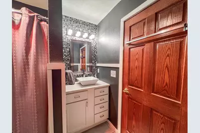 1213  Townsend St, La Crosse, WI 54601 - Photo 24